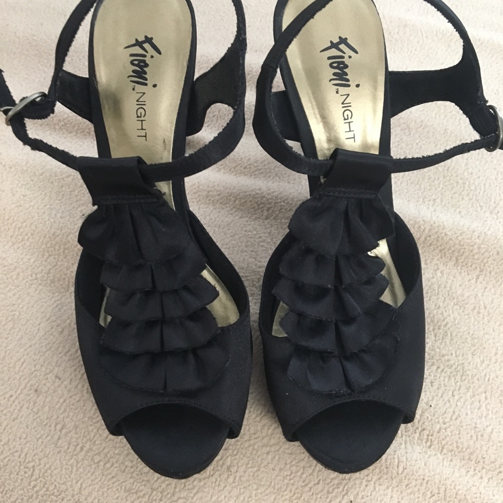 Women's Black Heels